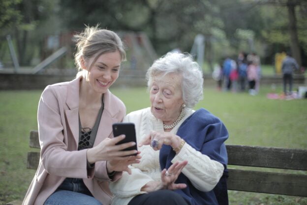 Boala Alzheimer - Simptome, Diagnostic și Tratament